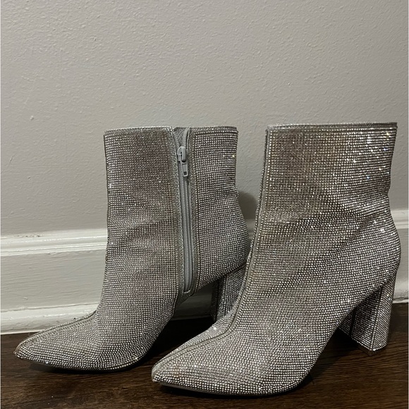 Silver Sparkle Booties - Picture 2 of 5